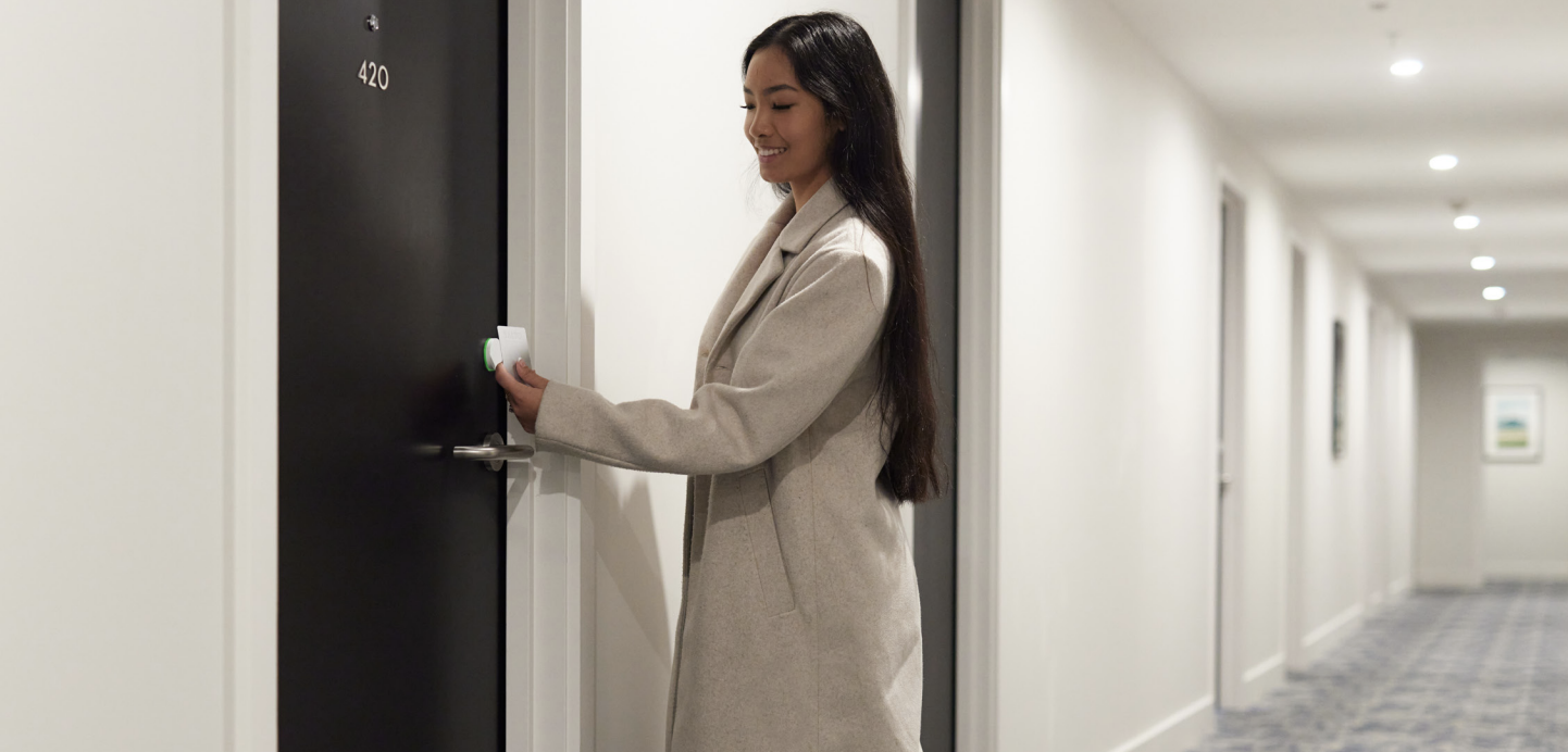 SALTO wire-free door lock